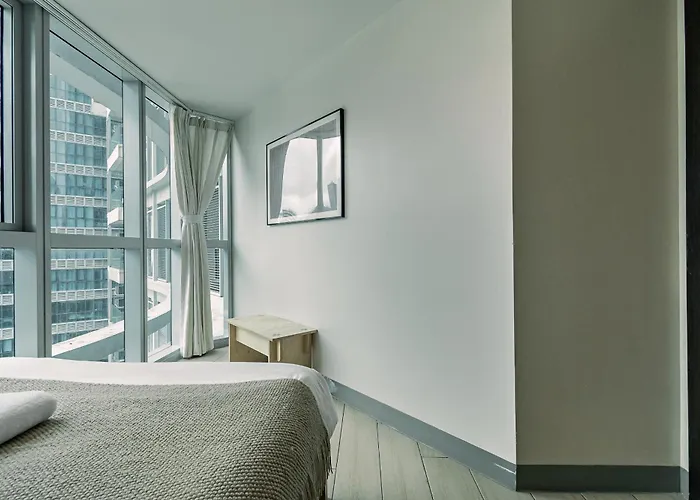 Apartment Golden Japandi 2br Uptown Parksuits Bgc With Dryer